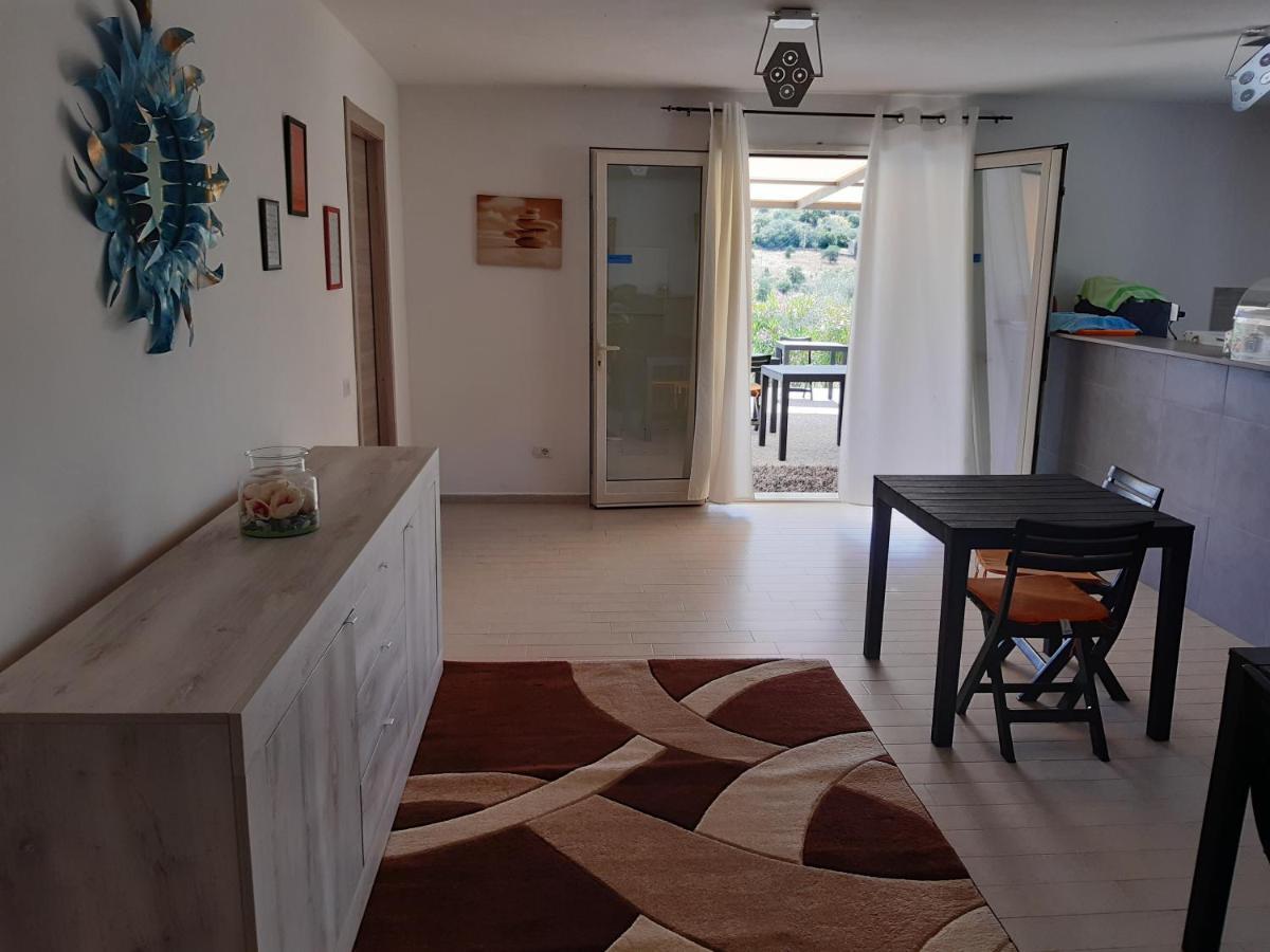 Sole&Sale Bed & Breakfast Сан Теодоро Екстериор снимка